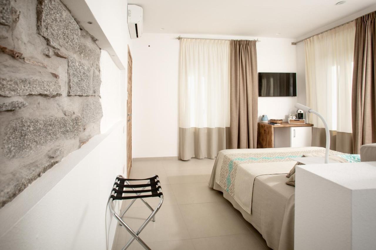 Assaje' Luxury Rooms サンタ・テレーザ・ガッルーラ エクステリア 写真